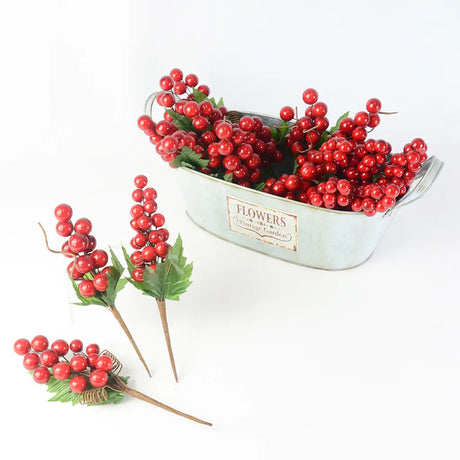 Berry Picks 3A Red W/Leaf 21X8cm, 20X6cm, 17X6cm Each Pc W/Swing Tag XM161305