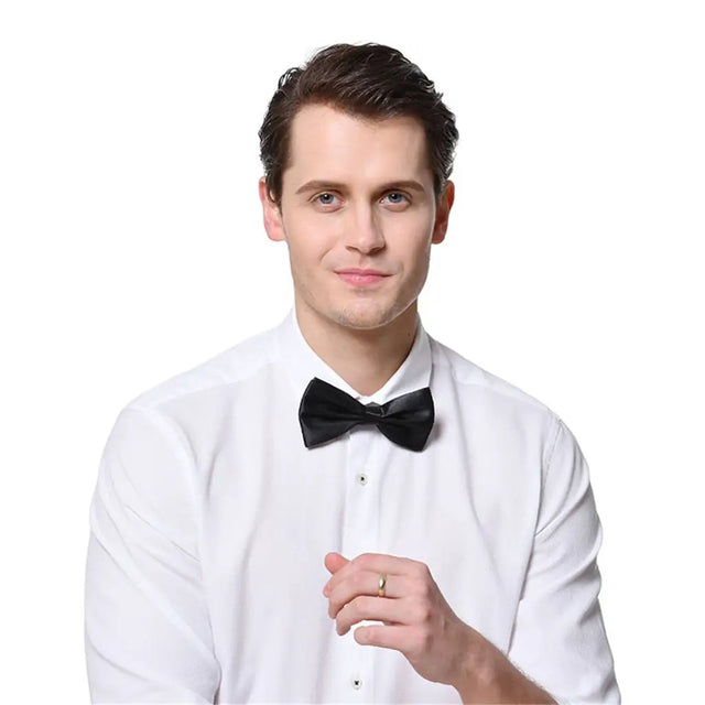 Party Planet Black Bow Tie A100950